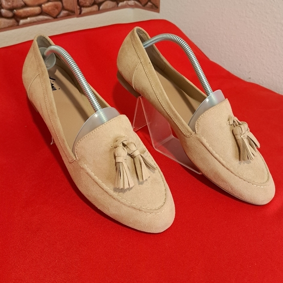 FIONI Clothing Shoes Fioni Vegan Suede Cream Colored Loafers Poshmark